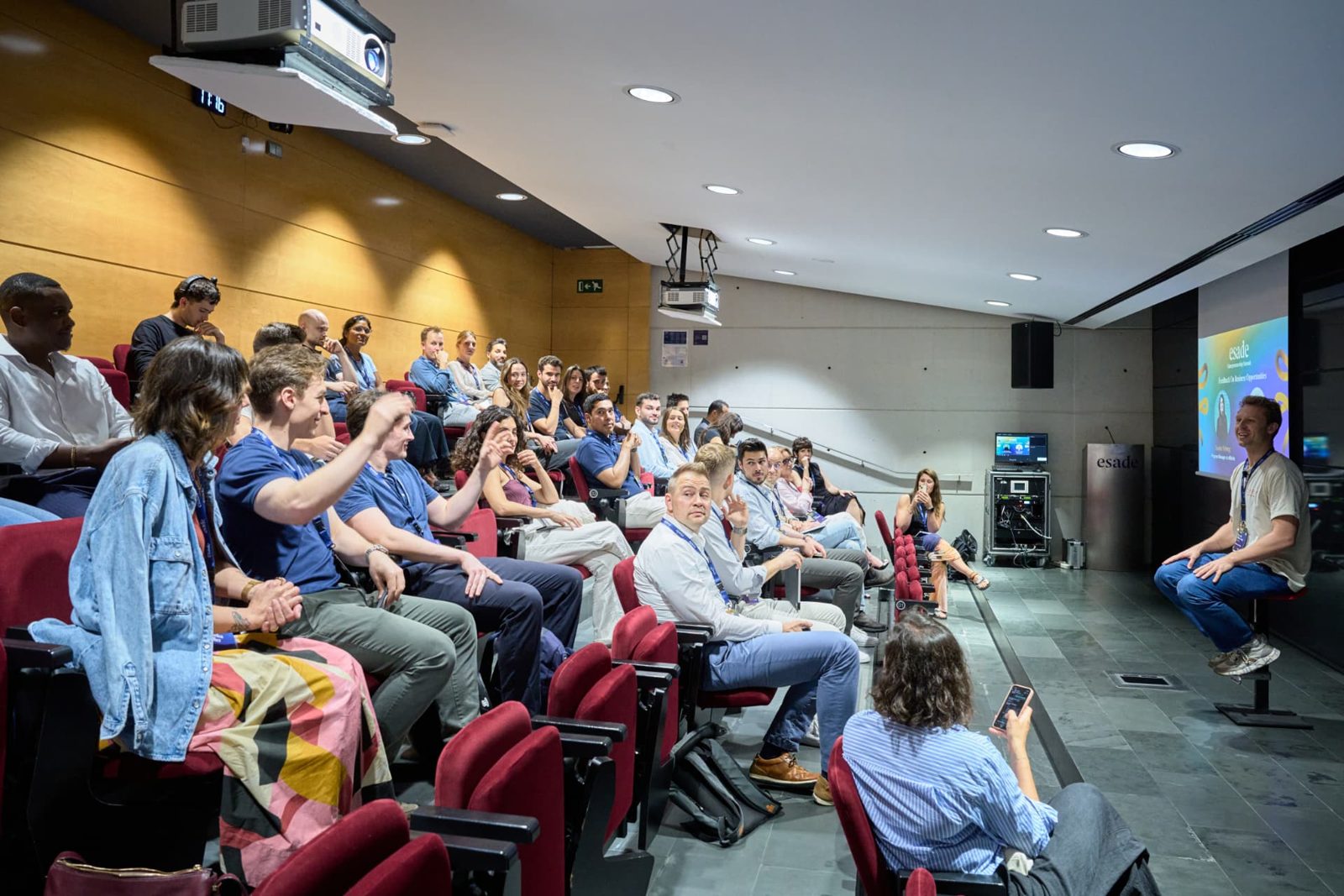 Engaged audience during Henrik Beckmann's workshop